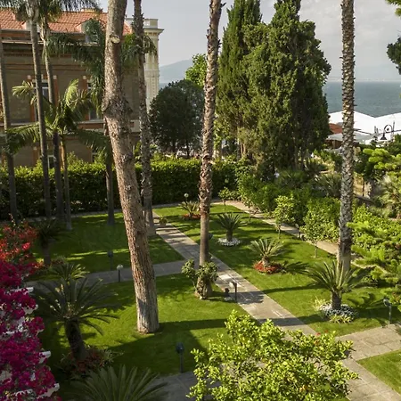 Sorrentovibes - In Center With Gardens And Outdoor Space * Sorrente