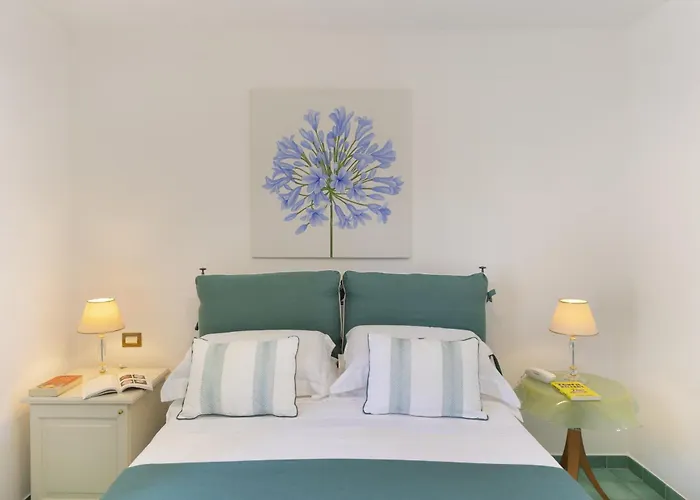 Sorrentovibes - In Center With Gardens And Outdoor Space