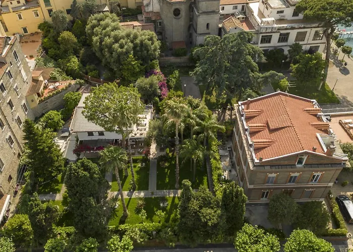 Sorrentovibes - In Center With Gardens And Outdoor Space Villa Sorrento