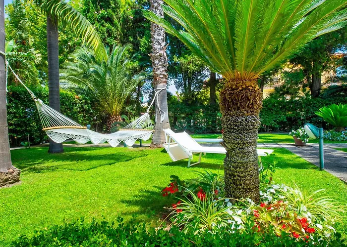 Sorrentovibes - In Center With Gardens And Outdoor Space * Sorrento